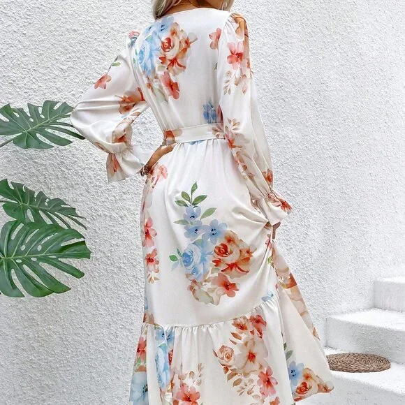 Mutlicolor Boho Women's Floral Print Bell Sleeve Dress - Picture 2 of 5